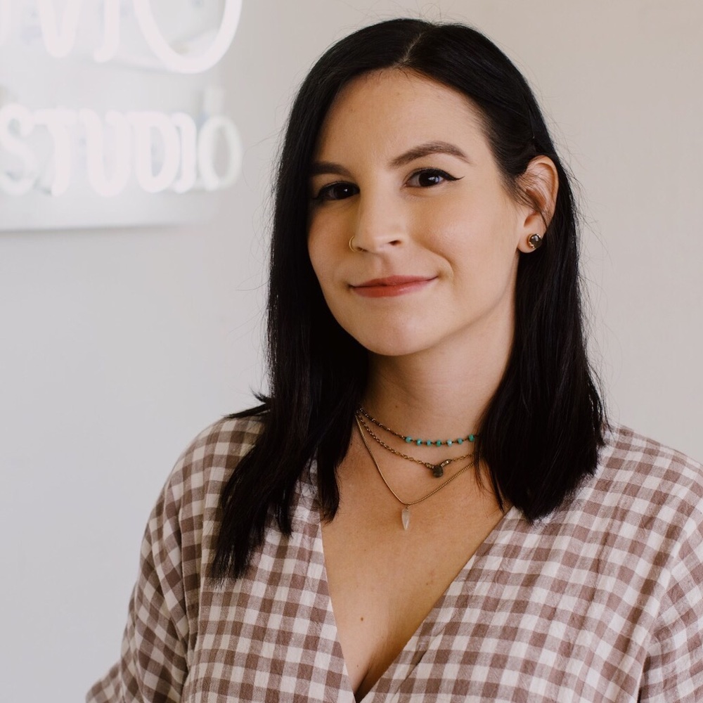 Meet your Posher, Alexandra